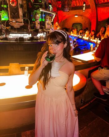 Full leaked Magicwithmeg page private photo