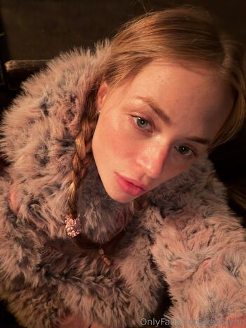 Full leaked Magpiiee  page private photo