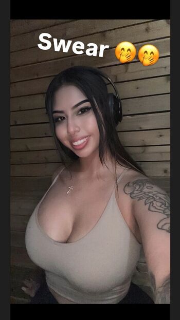 Full leaked Magzcow private photo