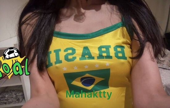 Full leaked Mahaktty private photo