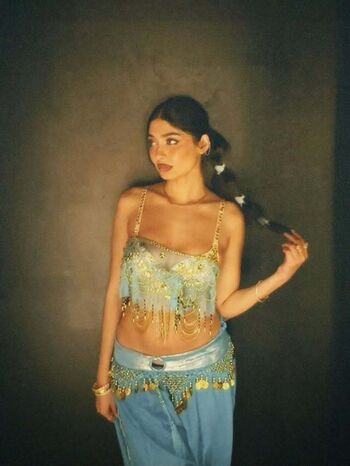 Full leaked Maham malek private photo
