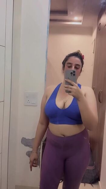 Full leaked Mahi thakur private photo