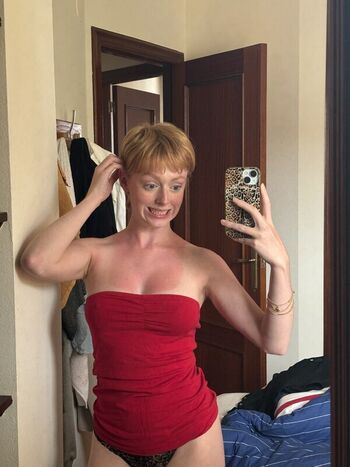 Full leaked Mai buzzcut private photo