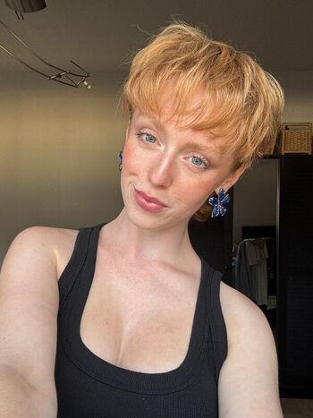 Full leaked Mai buzzcut private photo