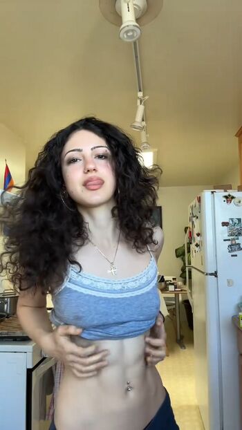 Full leaked Maia maee private photo