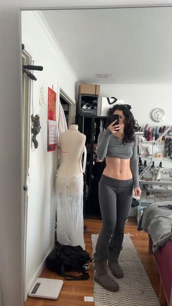 Full leaked Maia maee private photo