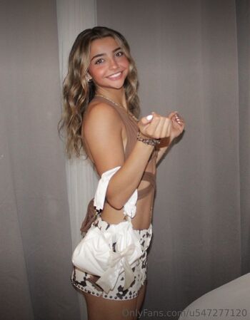 Full leaked Maiamoore private photo