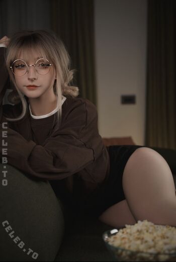 Full leaked Maidmana  page private photo