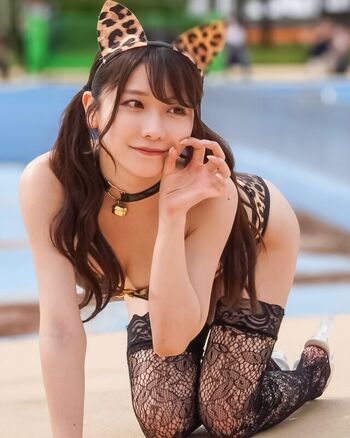 maika_burlesque