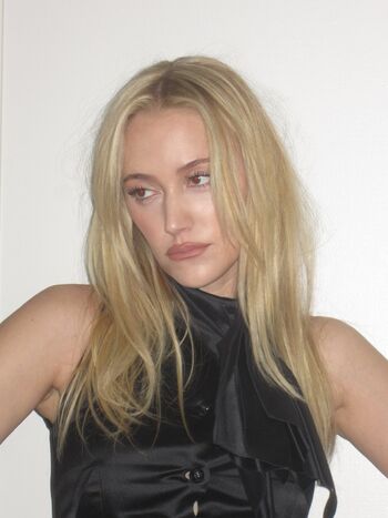 Maika Monroe