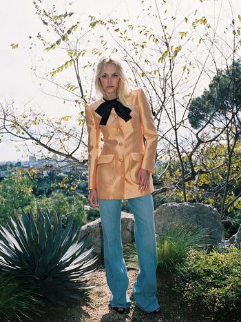 Full leaked Maika monroe page private photo