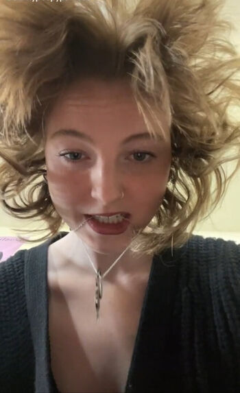 Full leaked Maireclaire dubard private photo