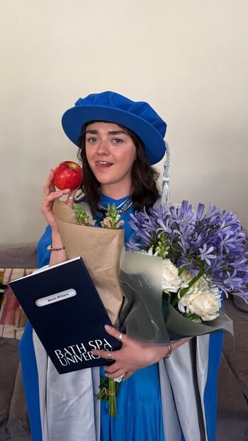 Full leaked Maisie williams page private photo