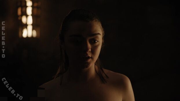 Full leaked Maisie williams page private photo