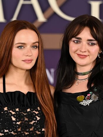 Full leaked Maisie williams page private photo