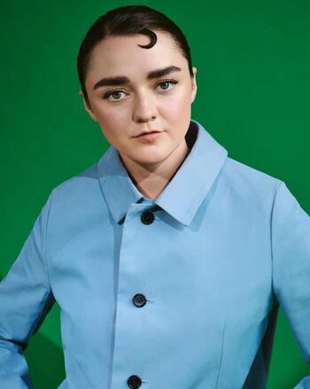 Full leaked Maisie williams page private photo