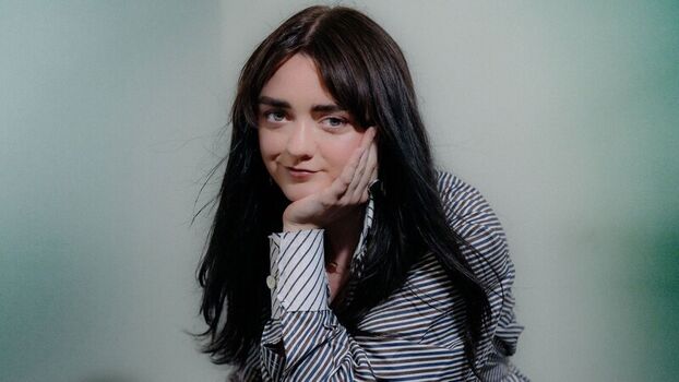 Full leaked Maisie williams page private photo