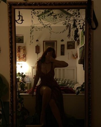 Full leaked Maisybeth private photo