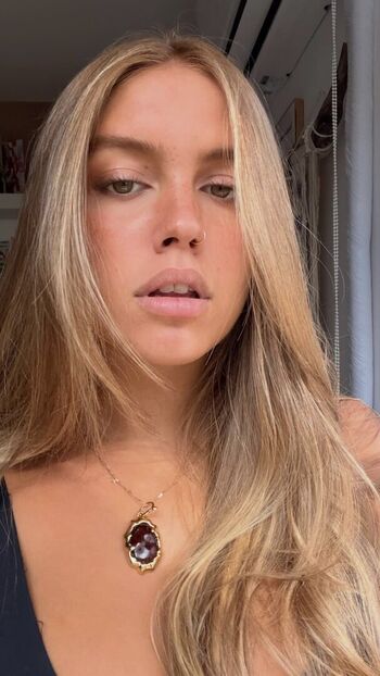Full leaked Maite duque private photo