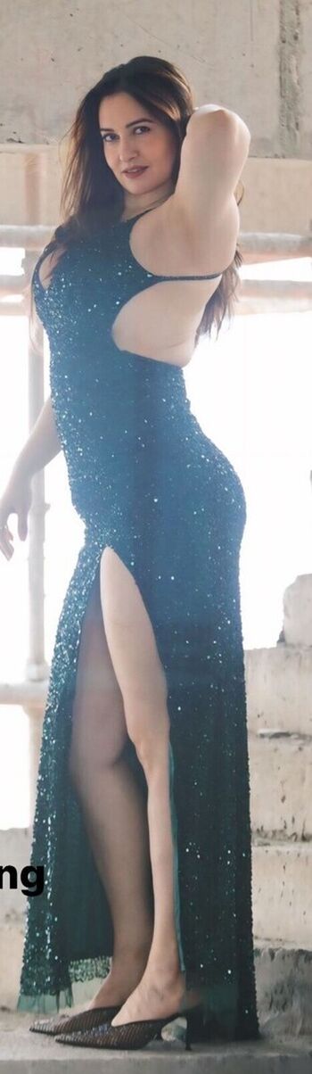 Full leaked Maitri ramaiya private photo