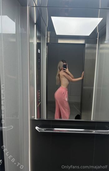Full leaked Maja holf private photo