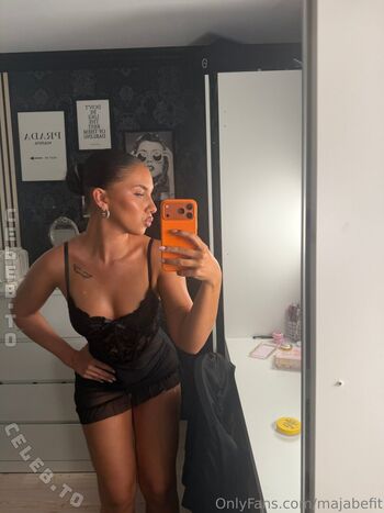 Full leaked Majabefit private photo