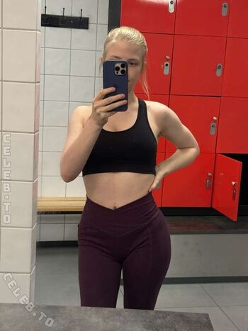 Full leaked Summer / private photo