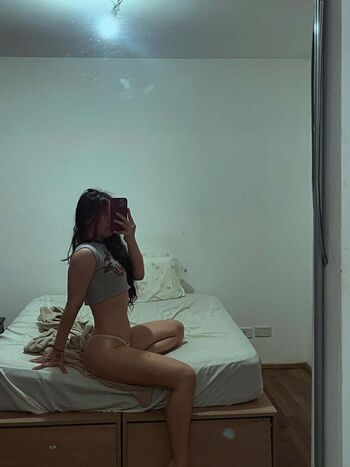 Full leaked Makeenita private photo