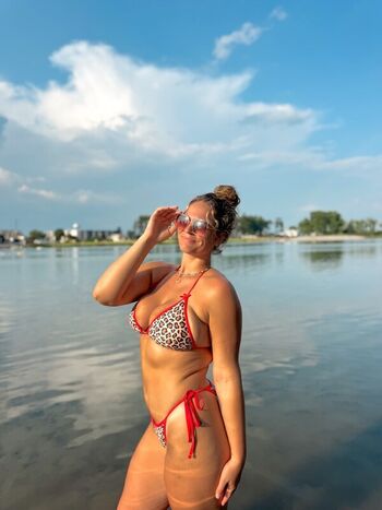 Full leaked Makena larson private photo