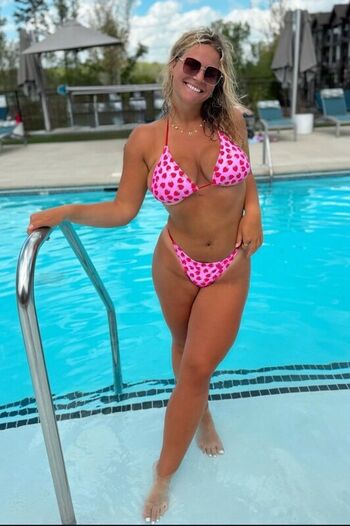 Full leaked Makena larson private photo