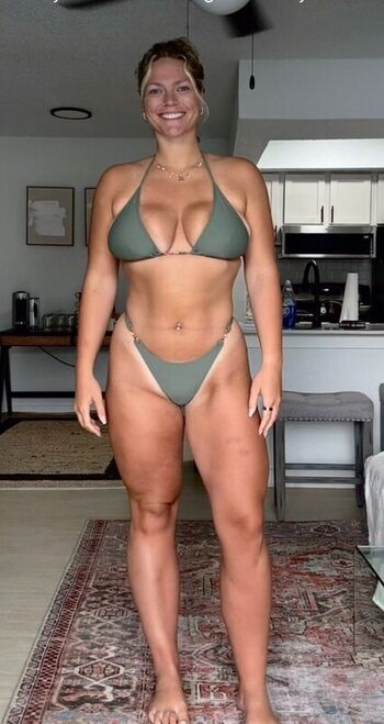 Full leaked Makena larson private photo