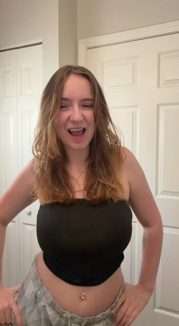 Full leaked Makky private photo