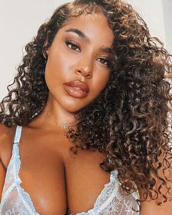 Full leaked Malaika terry page private photo