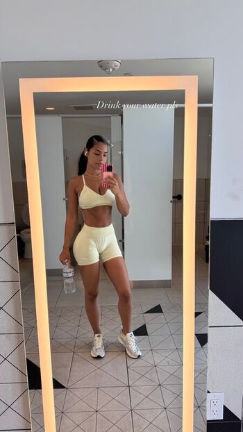 Full leaked Malaika terry private photo