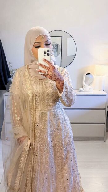 Full leaked Malaikahusayn private photo