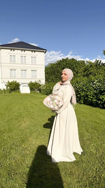 Full leaked Malaikahusayn private photo