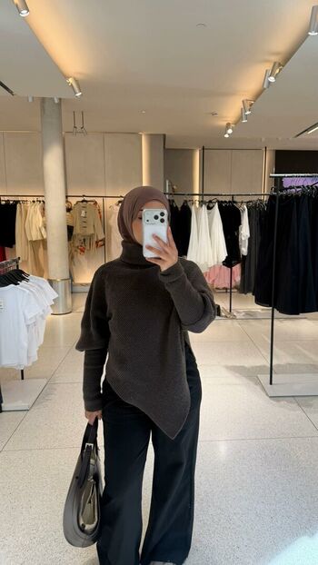Full leaked Malaikahusayn private photo