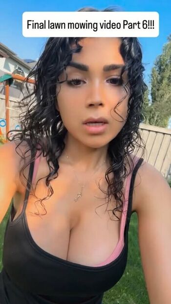 Full leaked Malaikasoffline private photo