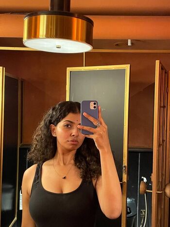 Full leaked Malavika page private photo