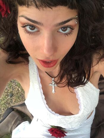 Full leaked Malee private photo