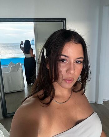 Full leaked Maleni cruz private photo