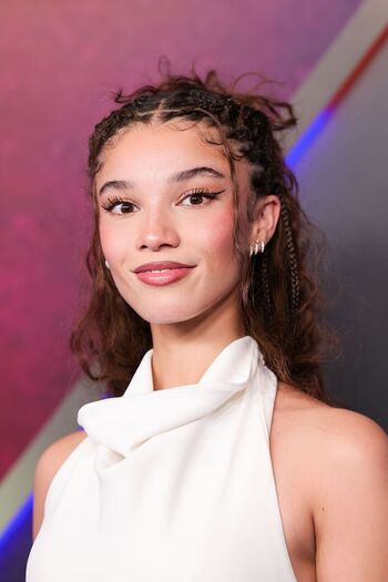 Full leaked Malia baker private photo