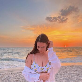 Full leaked Mallory m private photo