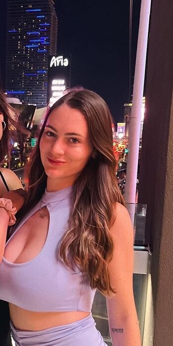 Full leaked Mallory malone private photo