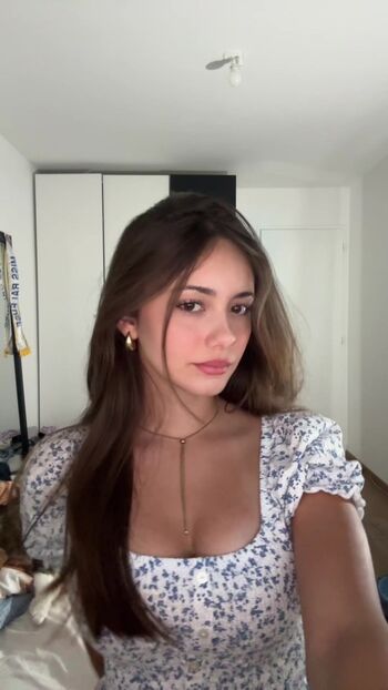 Full leaked Maloyaaska private photo