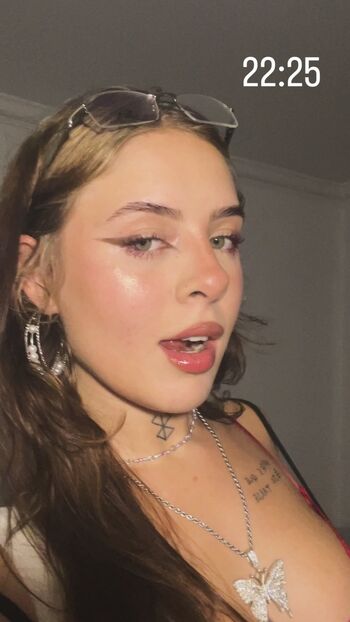Full leaked Malu paris private photo