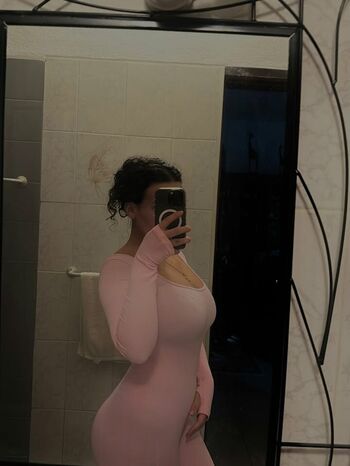 Full leaked Mamia bergsken private photo