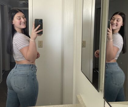 Full leaked Mamimelly private photo