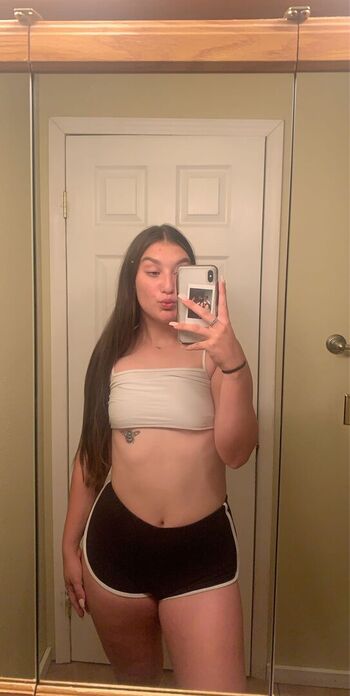 Full leaked Mamimelly private photo