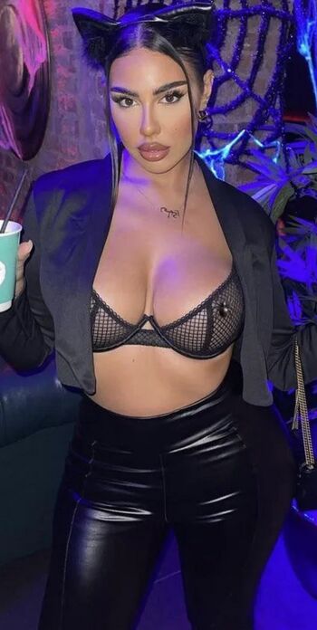Full leaked Mandi vakili private photo